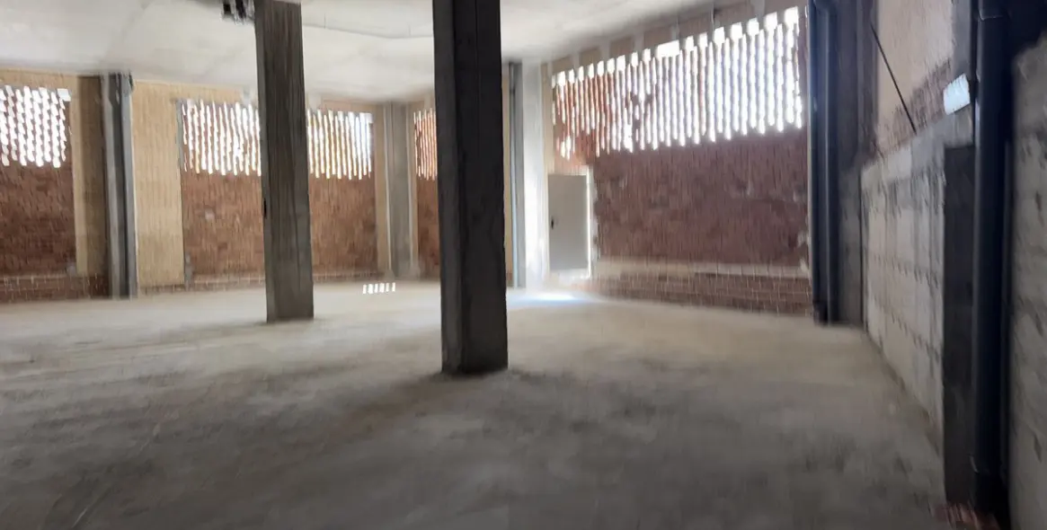 Долгосрочная аренда коммерческого помещения в La Campana 17