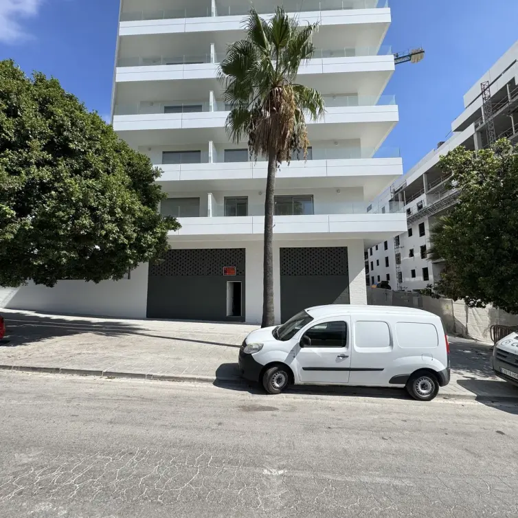 Venta de local comercial en La Campana