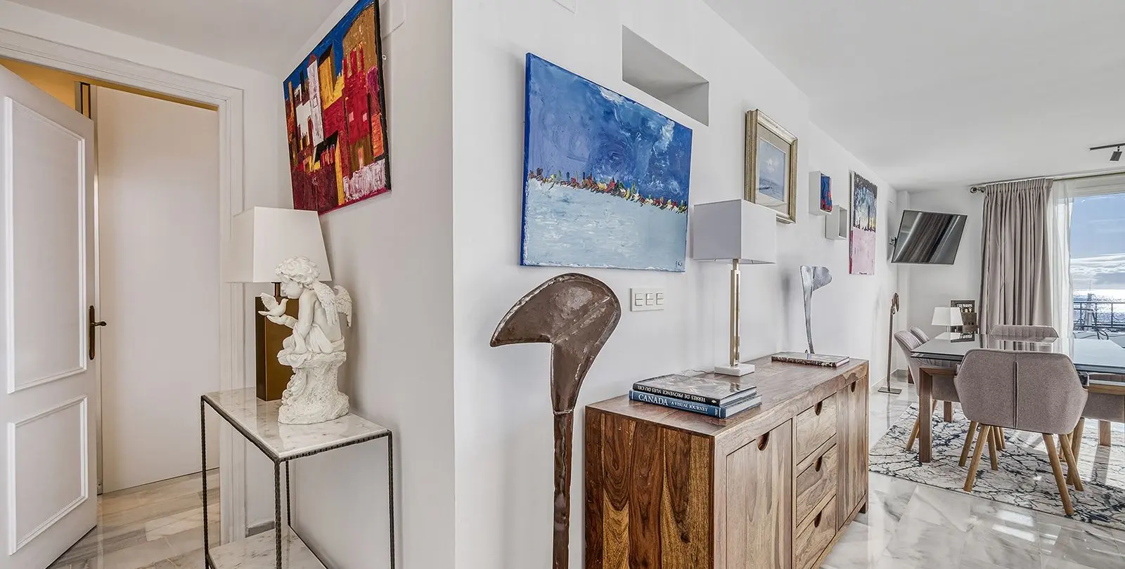 Sale of middle floor apartment in Puerto Banús 15
