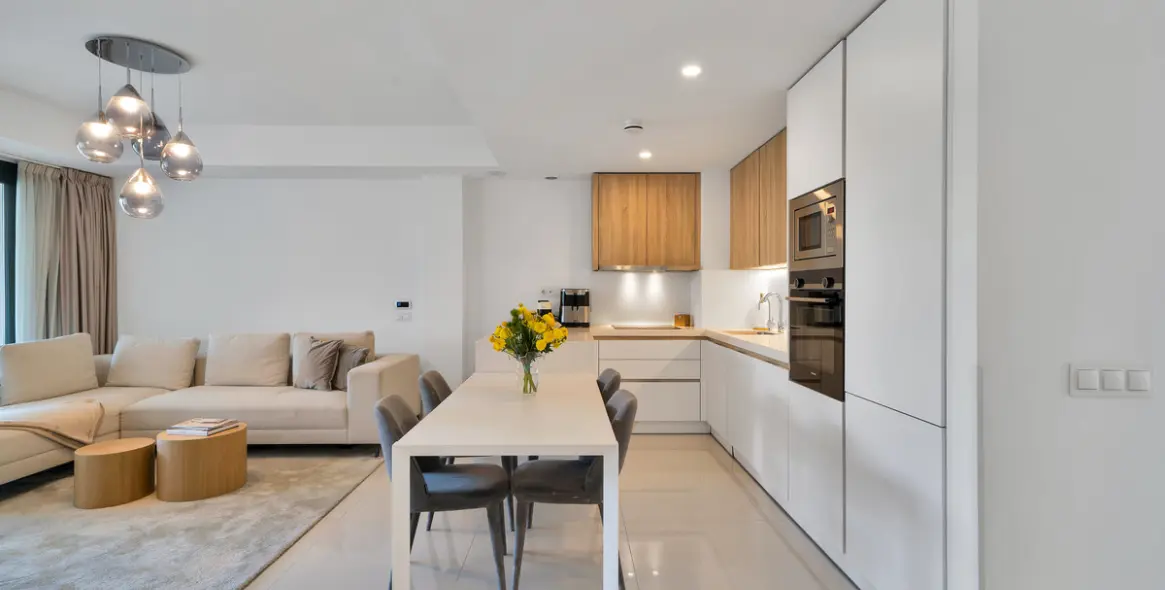 Venta de apartamento en planta baja en Estepona 16