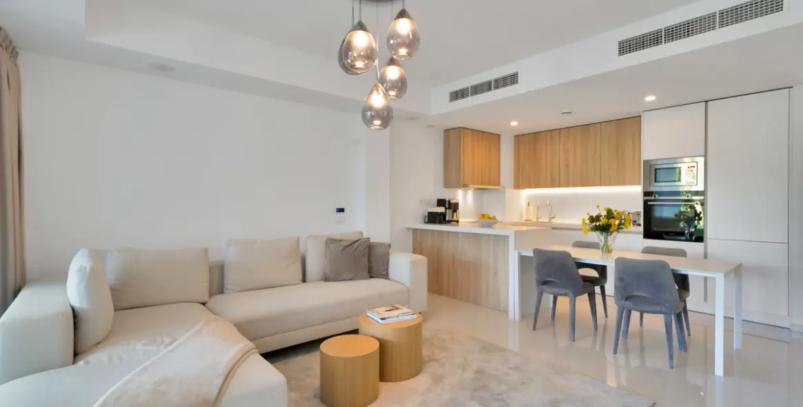 Venta de apartamento en planta baja en Estepona 18