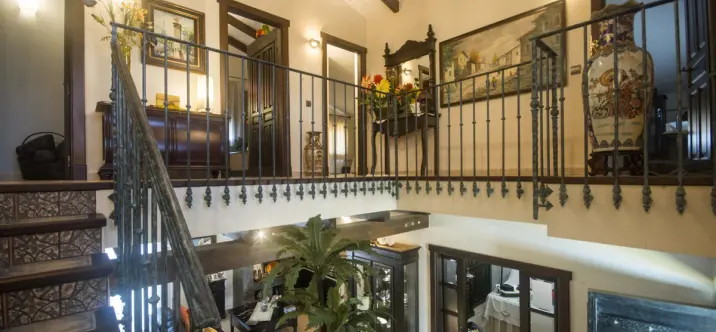 Sale of detached villa in Coín 1