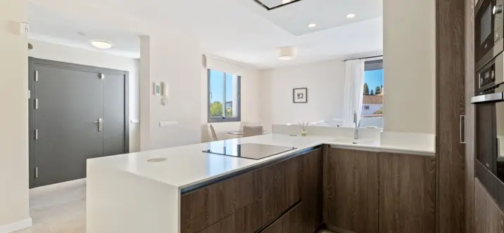 Продажа  отдельно стоящей виллы в El Faro 2