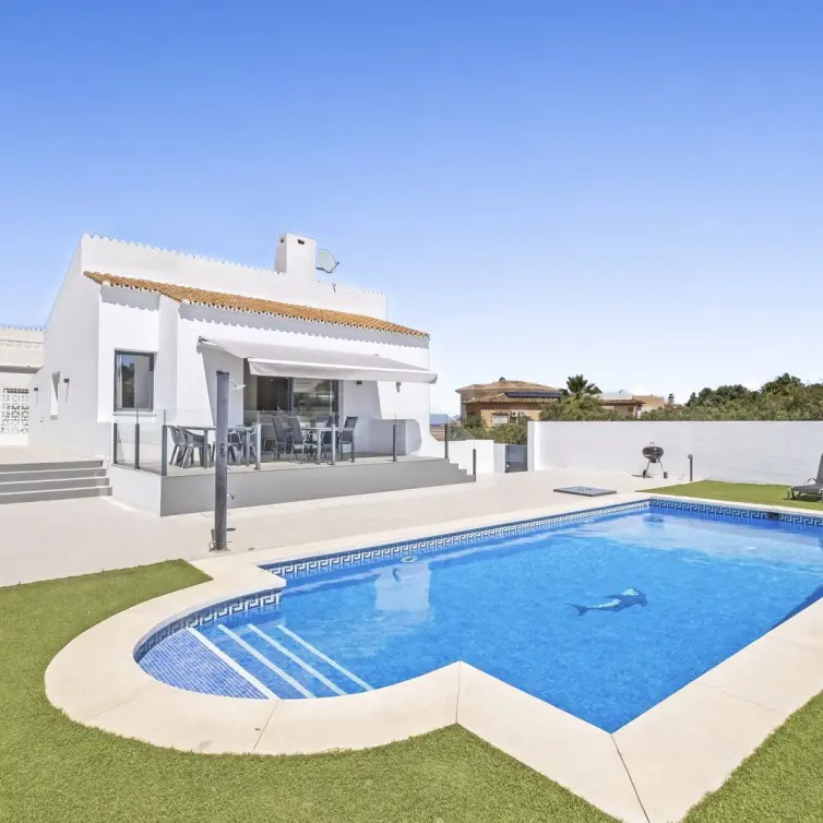 Venta de villa independiente en El Faro