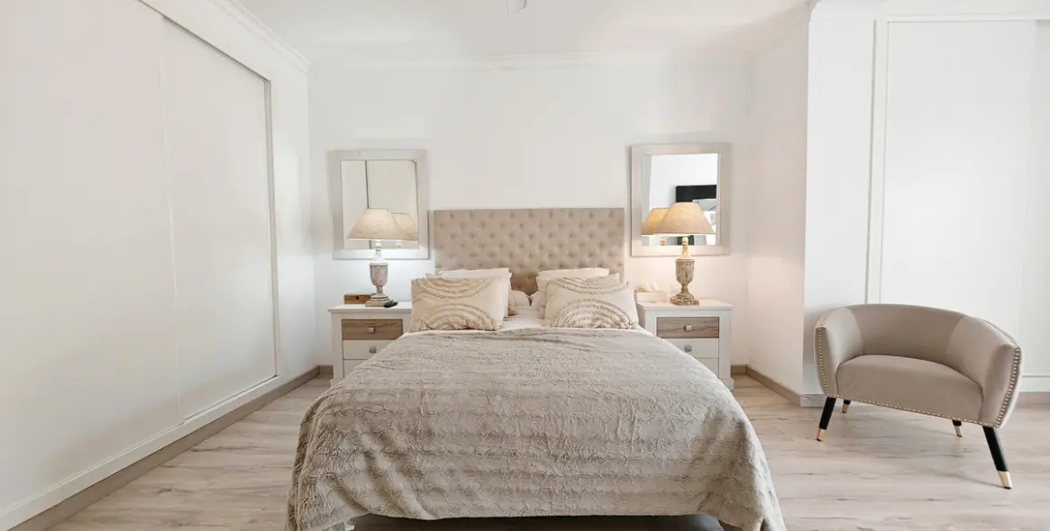 Venta de villa independiente en Las Chapas 13