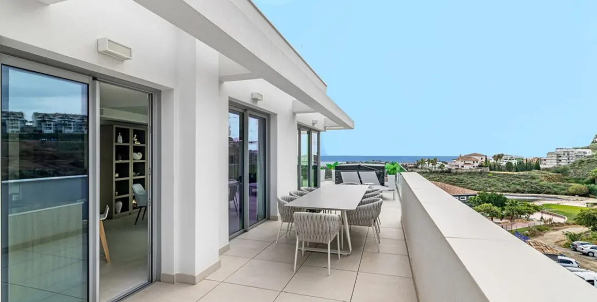 Sale of penthouse duplex in Calanova Golf 3