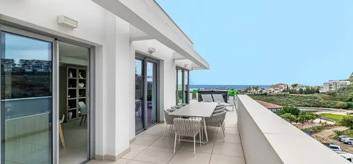 Venta de ático dúplex en Calanova Golf 2