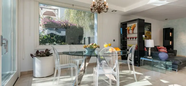 Продажа  отдельно стоящей виллы в Calahonda 0