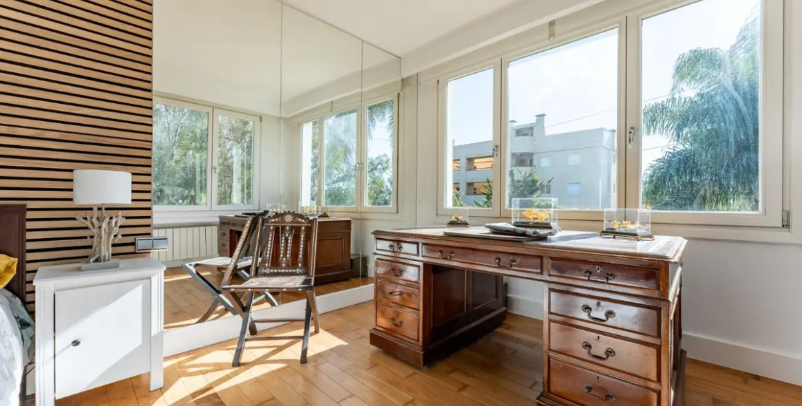 Sale of detached villa in Calahonda 4