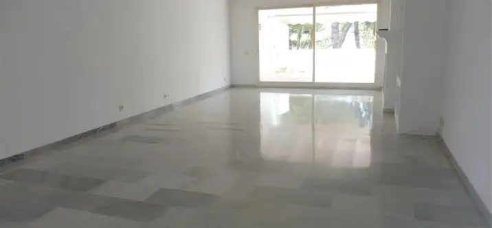 Venta de ático en Guadalmina Baja 0