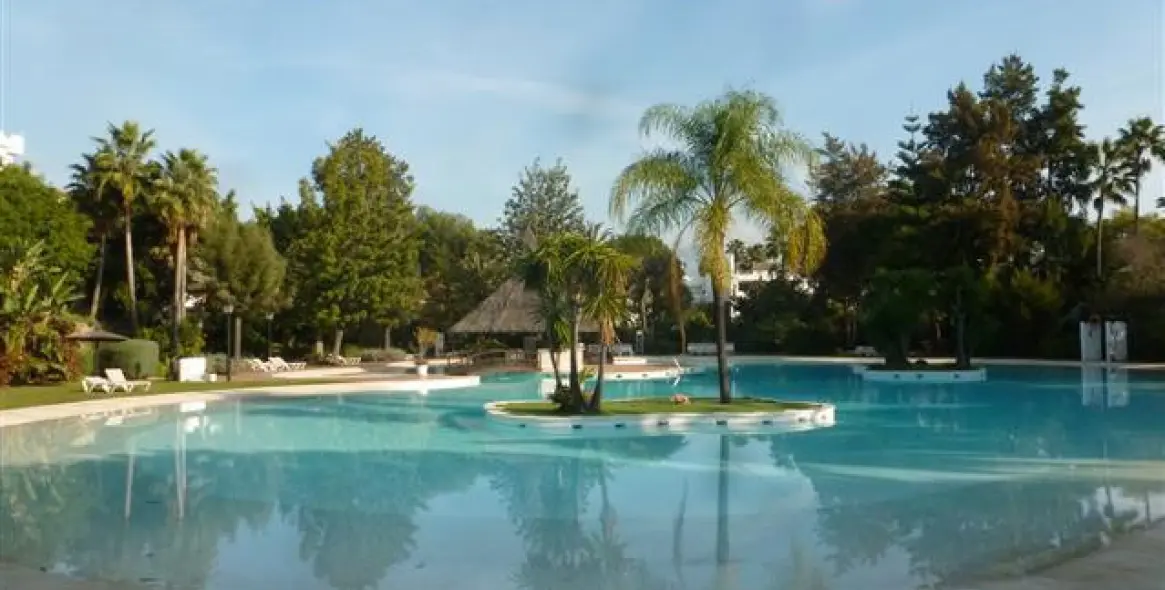 Продажа пентхауса в Guadalmina Baja 2