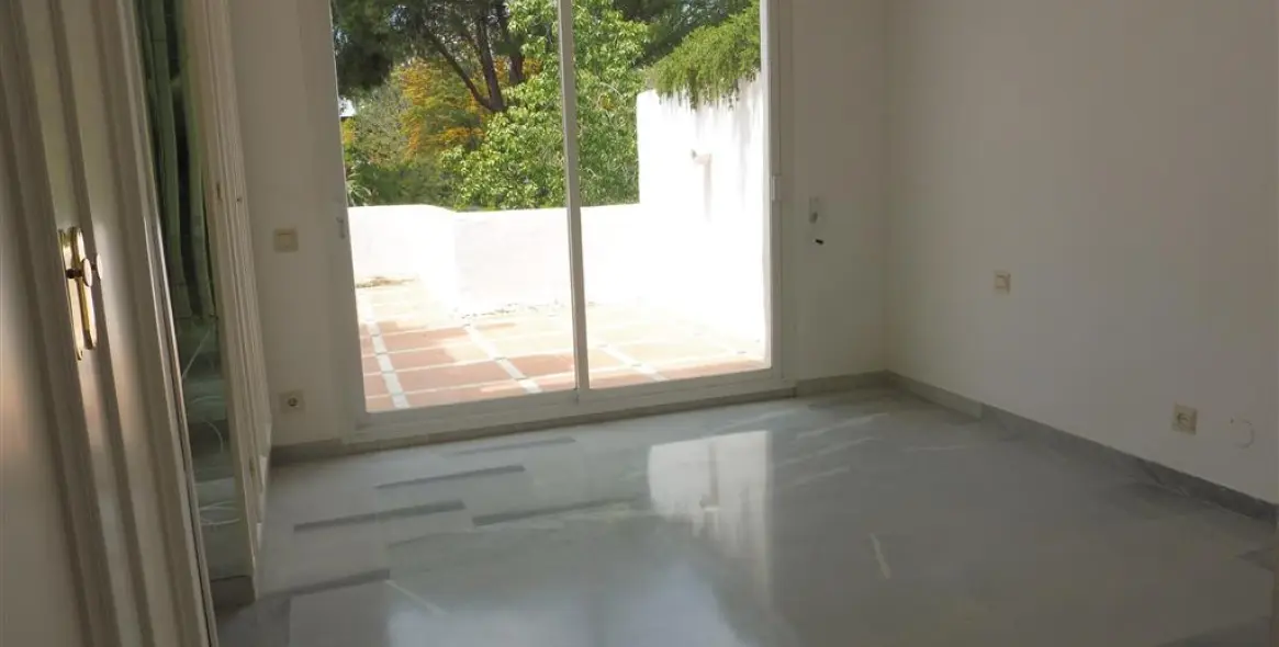 Продажа пентхауса в Guadalmina Baja 4