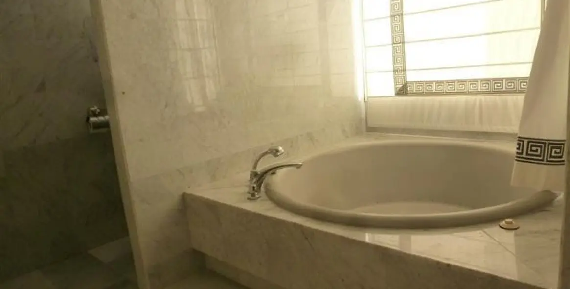 Продажа пентхауса в Guadalmina Baja 17