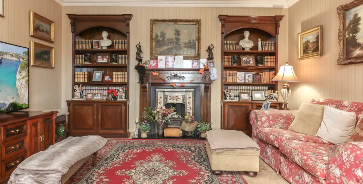 Sale of detached villa in Monda 10