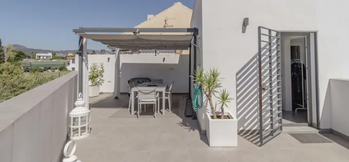 Sale of semi-detached house in San Pedro de Alcántara 1