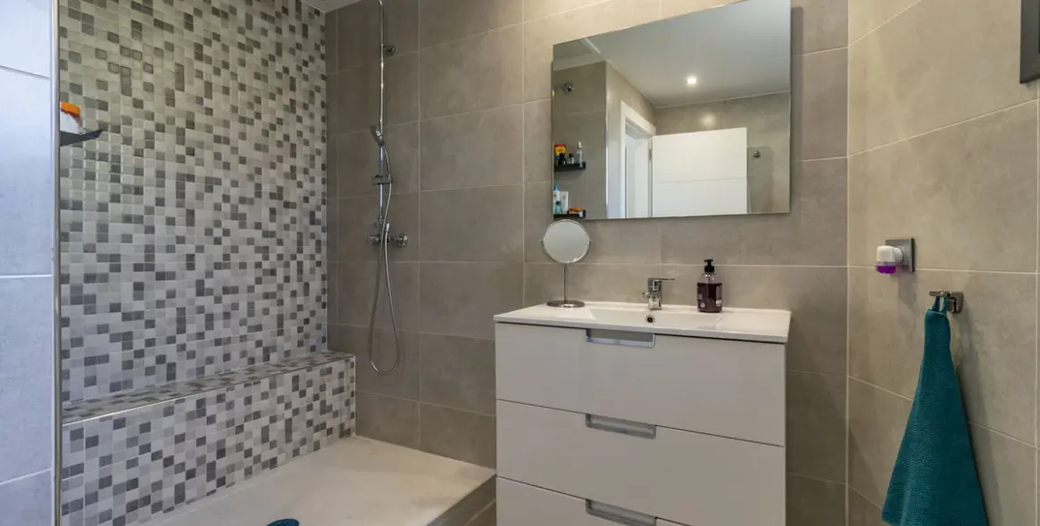 Sale of semi-detached house in San Pedro de Alcántara 14