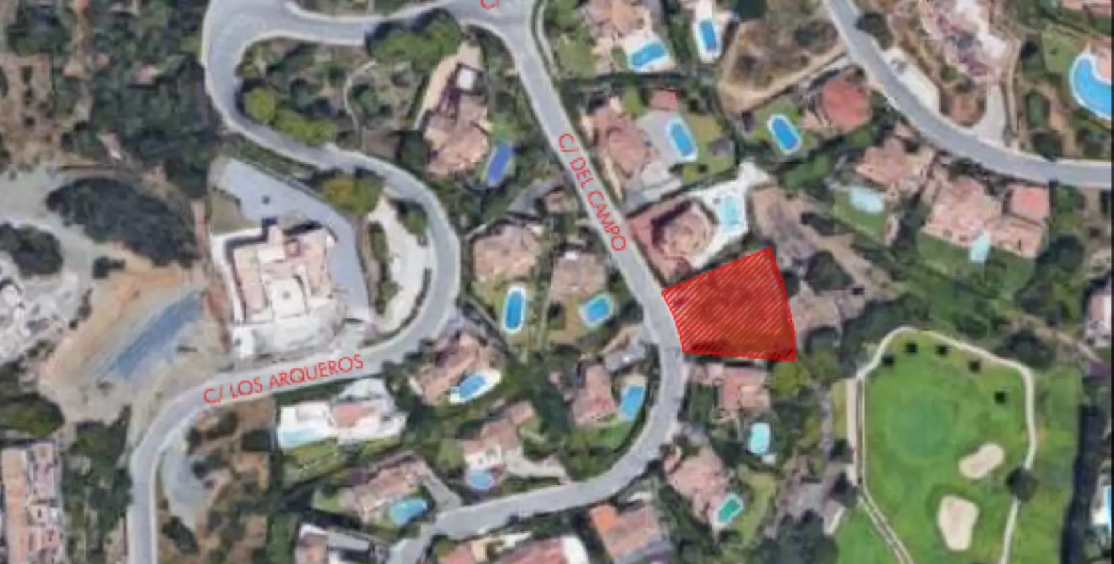 Venta de parcela residencial en Los Arqueros 1