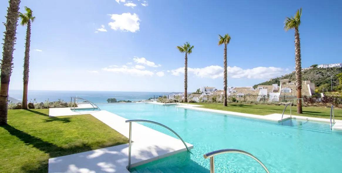 Sale of semi-detached house in Benalmadena Costa 2