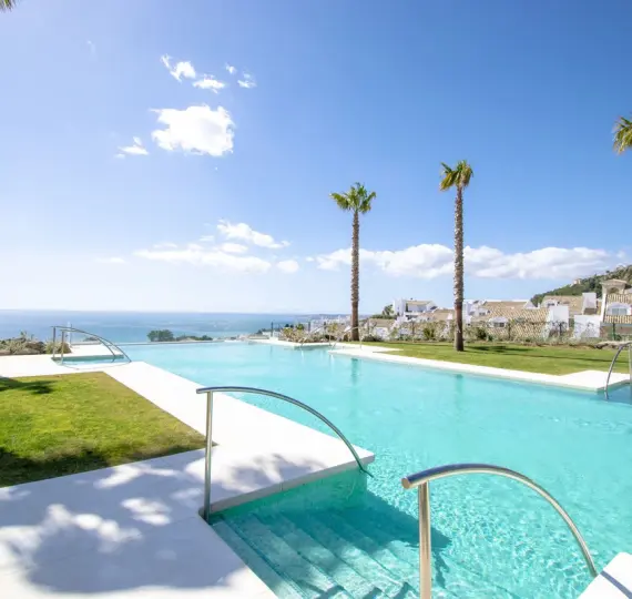 Продажа дома на две семьи в Benalmadena Costa