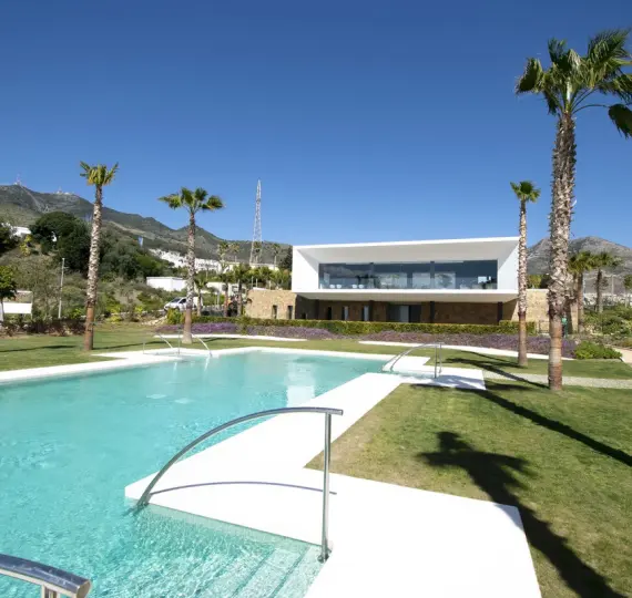 Продажа дома на две семьи в Benalmadena Costa