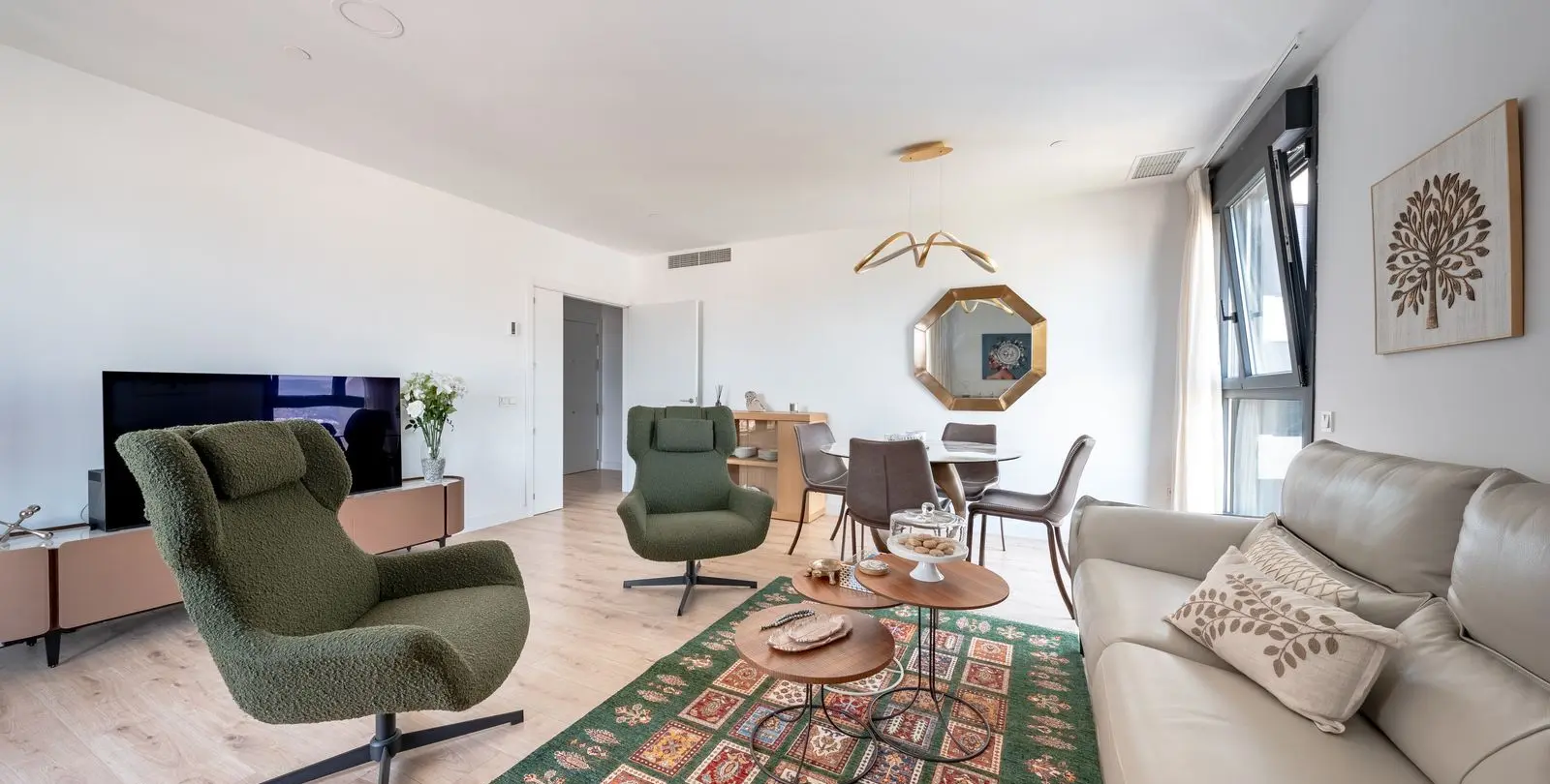 Venta de apartamento en planta media en Málaga 1