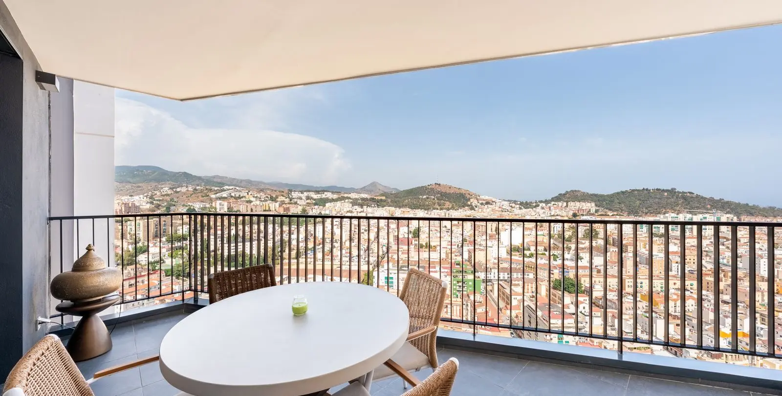 Venta de apartamento en planta media en Málaga 4