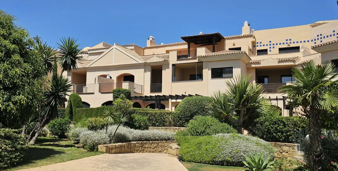 Продажа апартаментов на среднем этаже в Puerto Banús 31