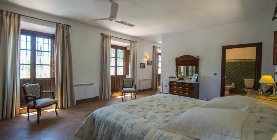 Venta de finca - cortijo en Archidona 22