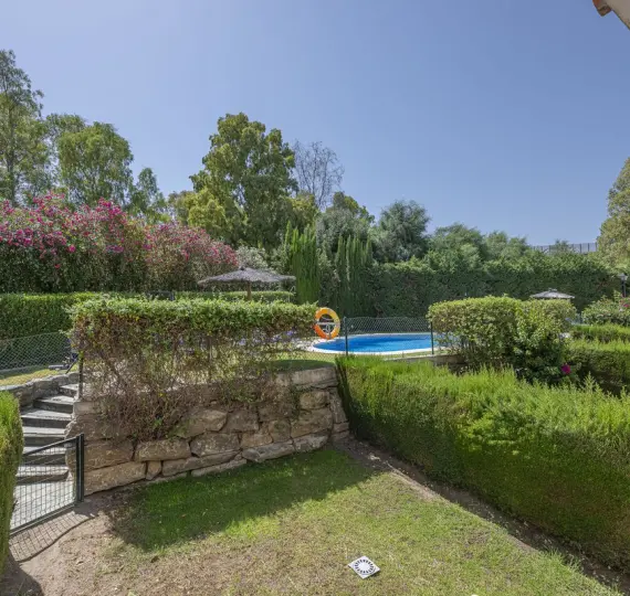 Продажа таунхауса в Nueva Andalucía