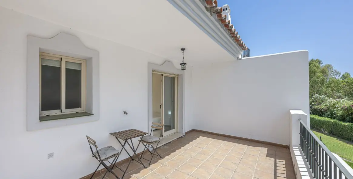 Продажа таунхауса в Nueva Andalucía 25