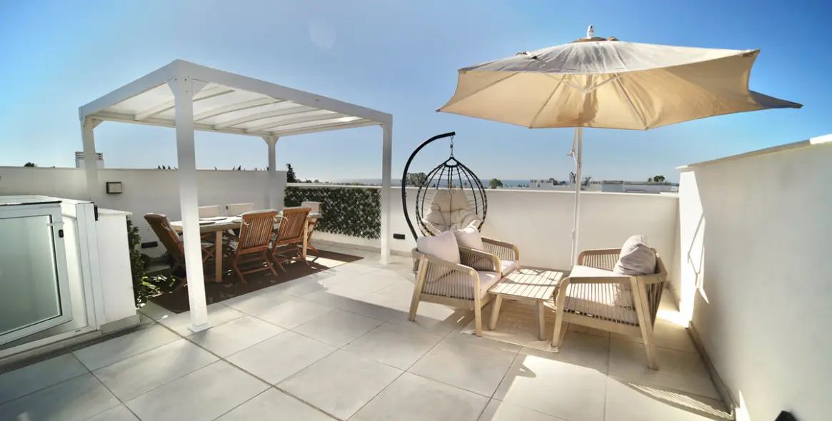 Продажа таунхауса в Estepona 1