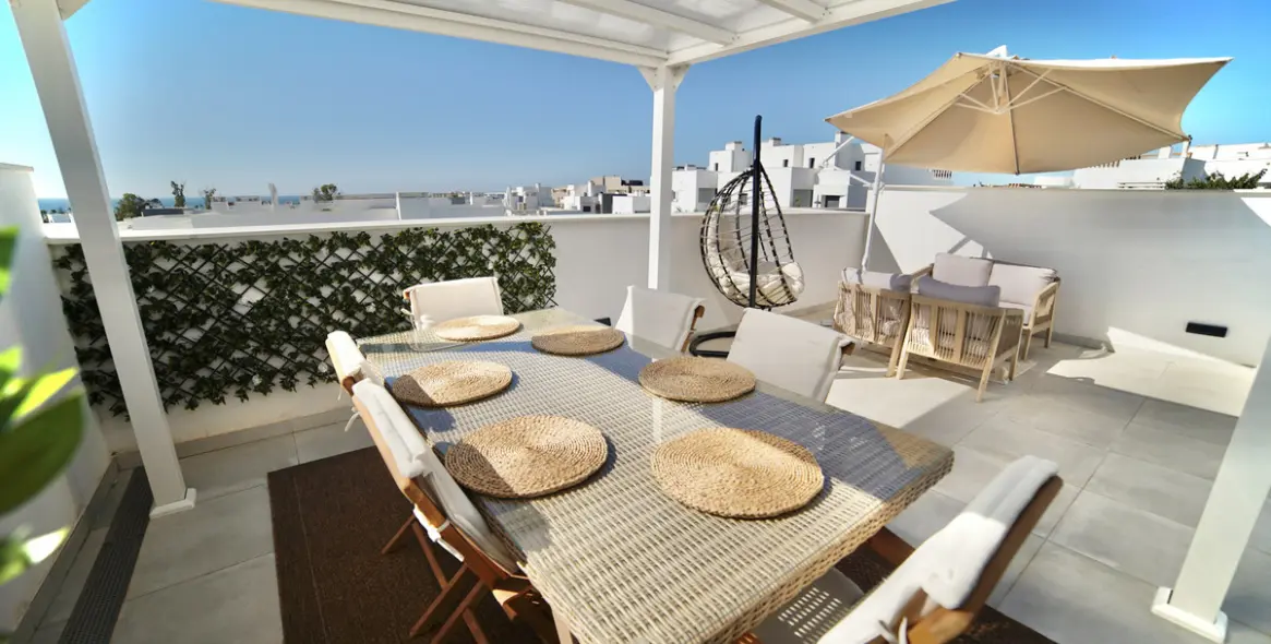 Продажа таунхауса в Estepona 2