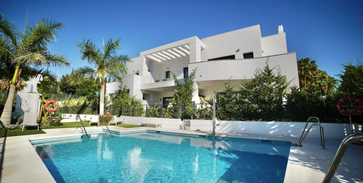 Продажа таунхауса в Estepona 17