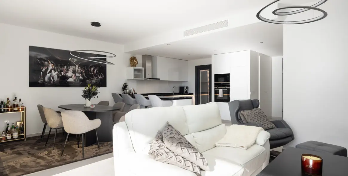 Sale of townhouse in Estepona 5