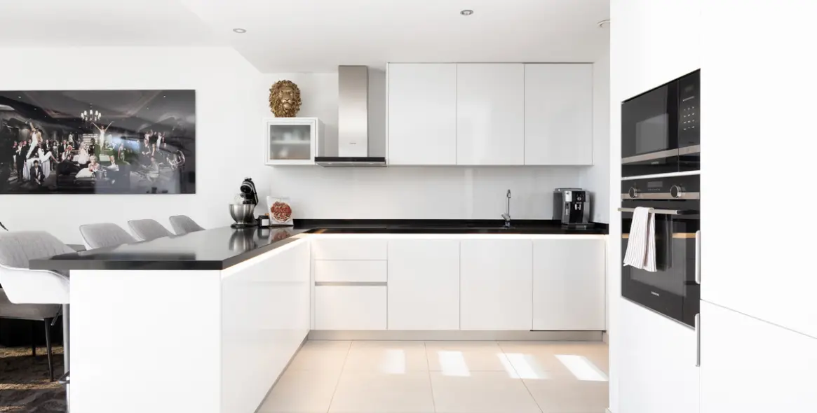 Sale of townhouse in Estepona 8