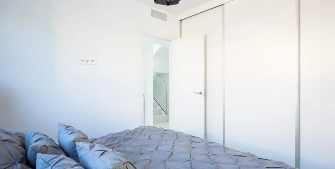 Sale of townhouse in Estepona 17