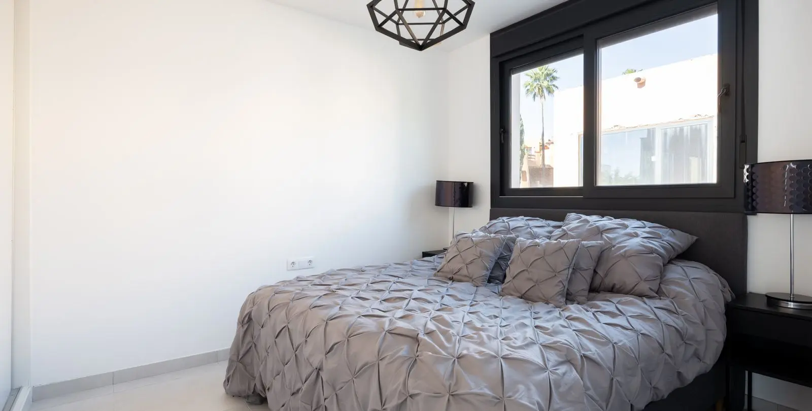 Продажа таунхауса в Estepona 16