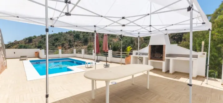 Sale of detached villa in Mijas Costa 2