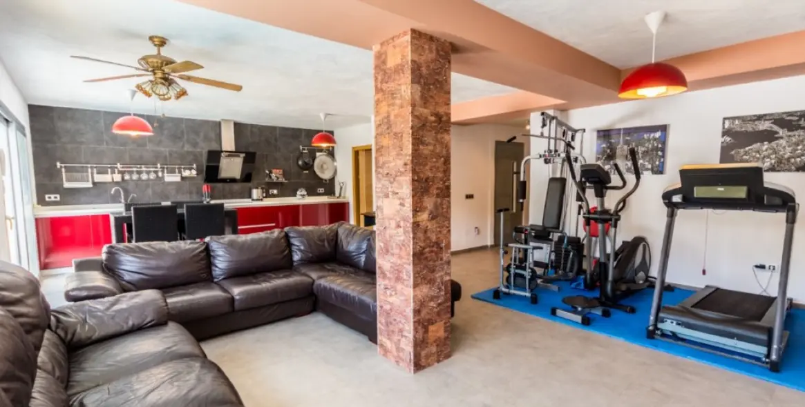 Sale of detached villa in Mijas Costa 30