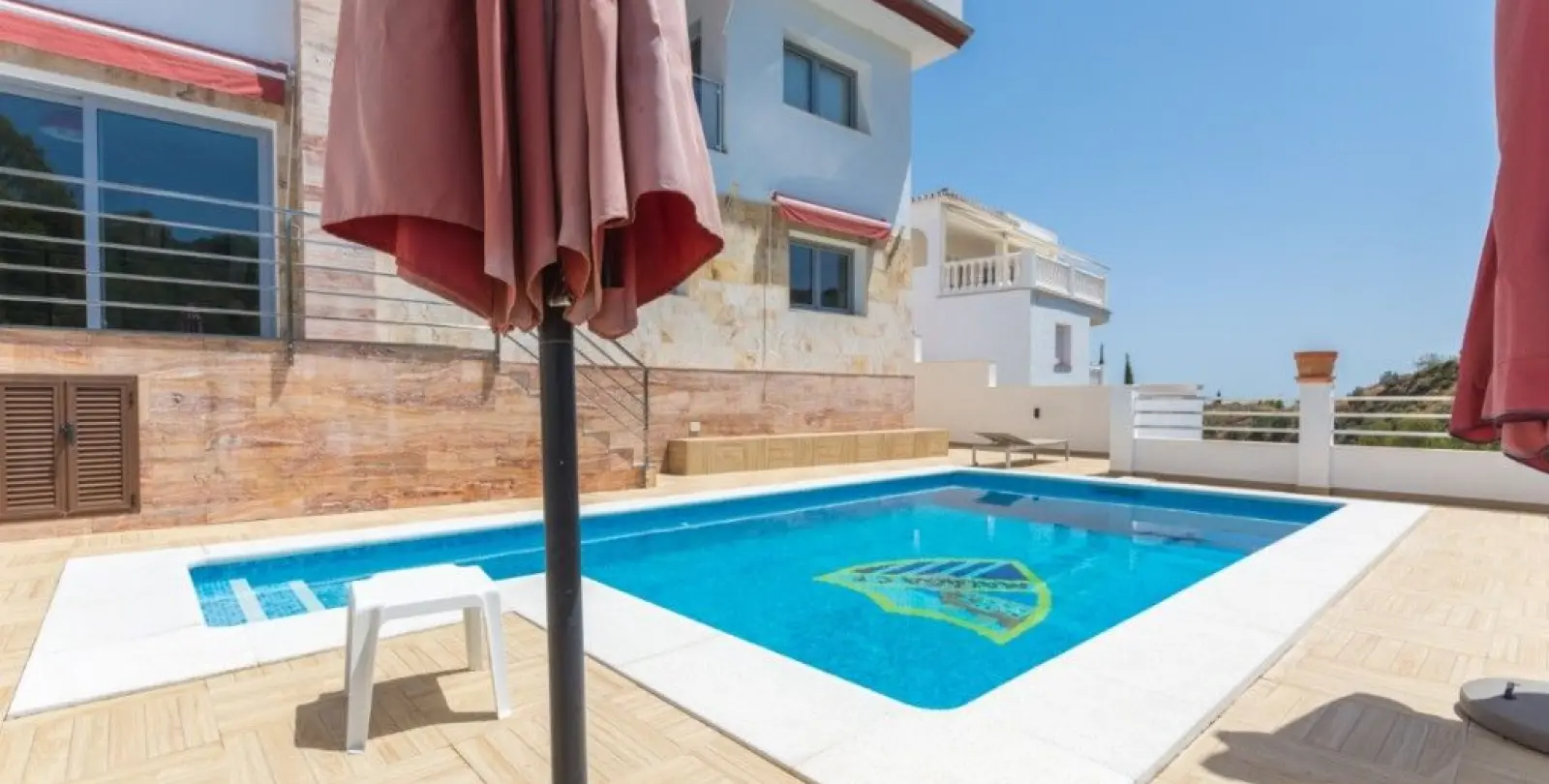 Sale of detached villa in Mijas Costa 2