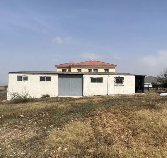 Venta de finca - cortijo en Alhaurín de la Torre