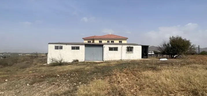 Venta de finca - cortijo en Alhaurín de la Torre 1