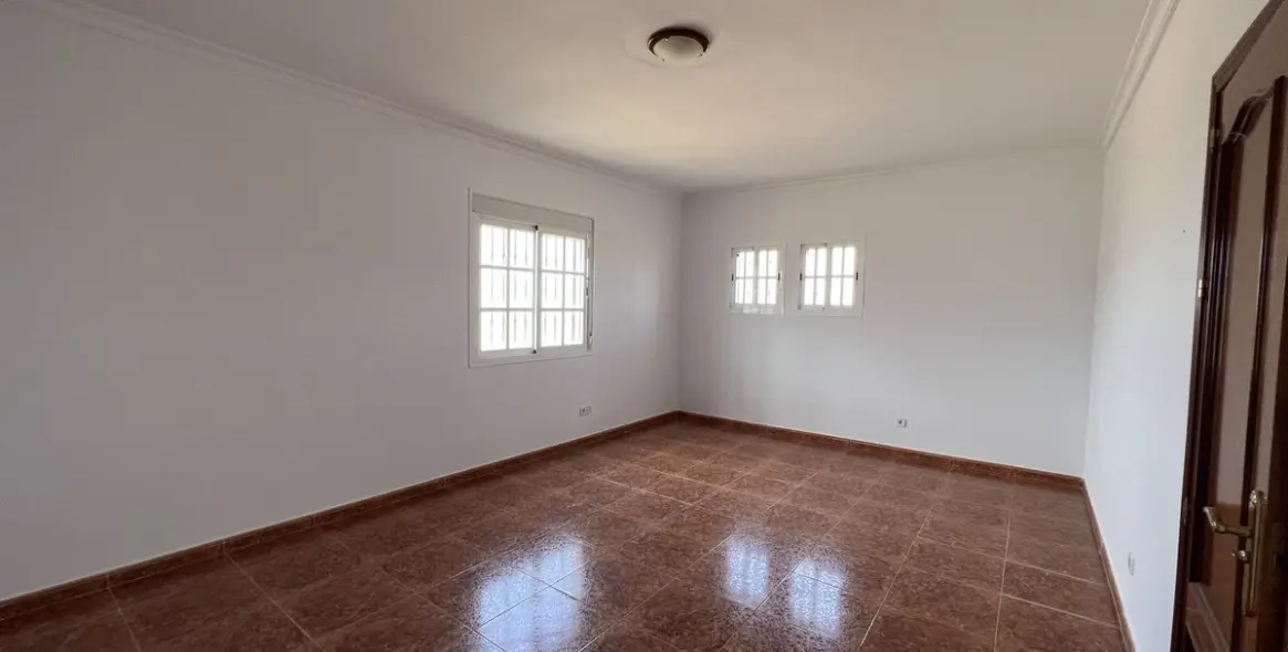 Продажа финки в Alhaurín de la Torre 11
