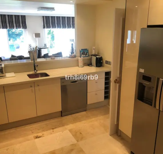 Sale of detached villa in Benamara