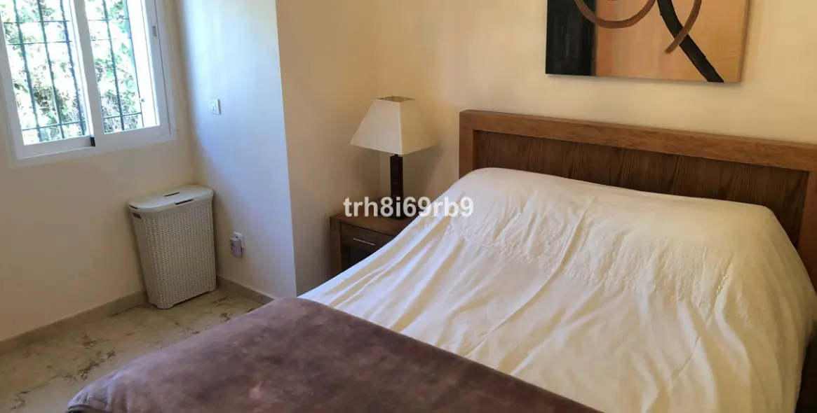 Sale of detached villa in Benamara 12