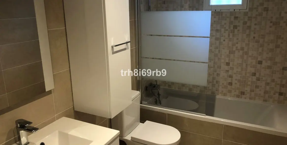 Sale of detached villa in Benamara 19