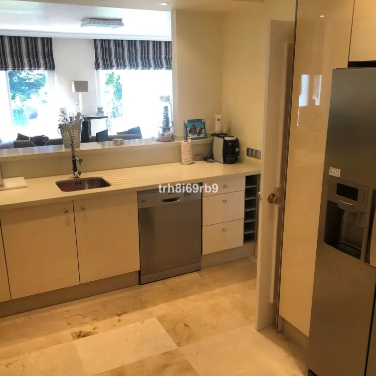 Venta de villa independiente en Benamara