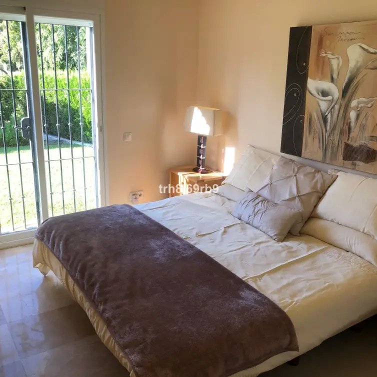 Venta de villa independiente en Benamara