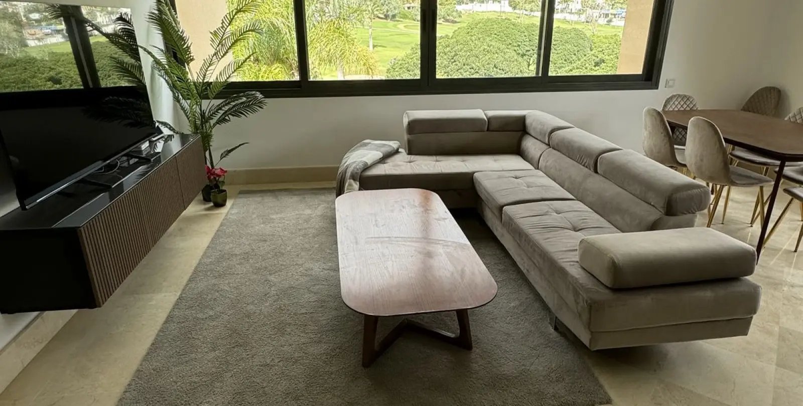 Sale of middle floor apartment in Nueva Andalucía 3