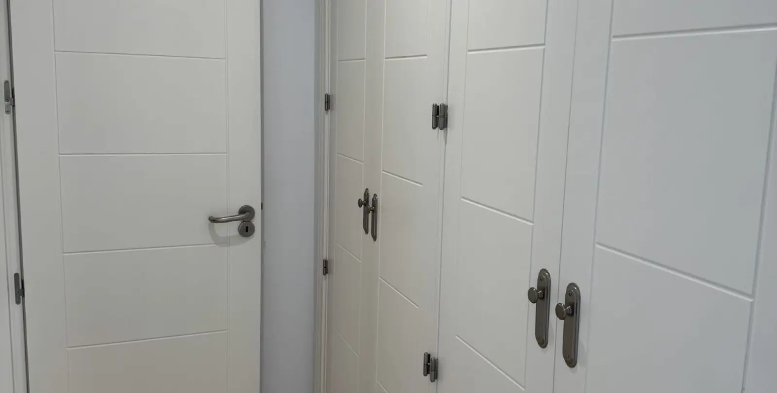 Sale of middle floor apartment in Nueva Andalucía 12